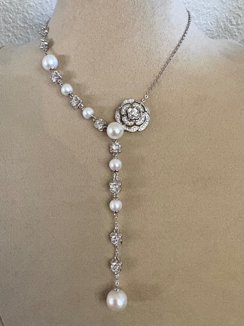 Freshwater Pearls Lariat Necklace